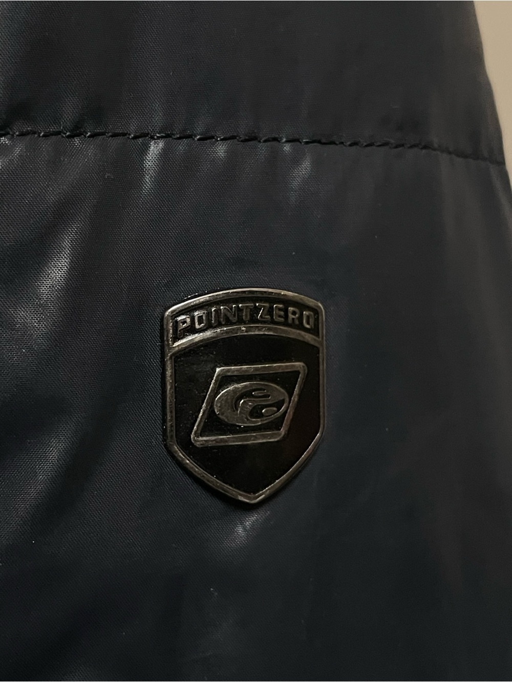 Point Zero Charcoal Grey & Burgundy Reversible Puffer Jacket Men’s XL - Picture 7 of 15